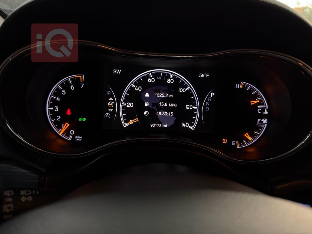 جيب جراند شيروكي